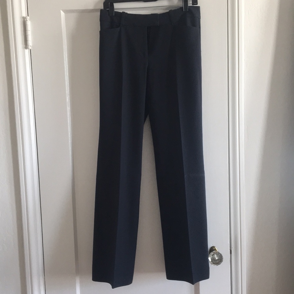 Ann Taylor - Navy dress trousers. Size 2.